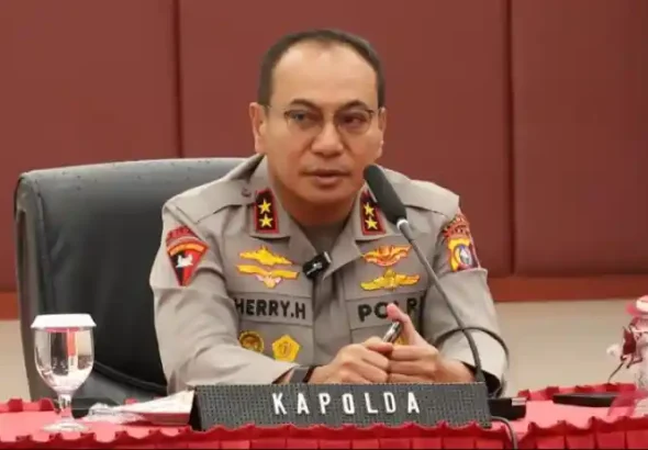 _3076_Kapolda-Riau-Copot-Kapolsek-dan-Kanit-Reskrim-Panipahan-Usai-Aksi-Anarkis-Warga